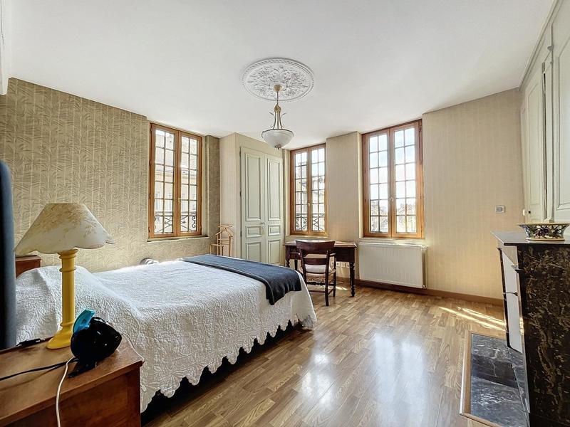 Maison - 140 m² - 6 pièces