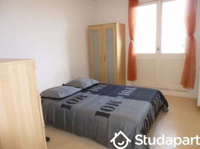 Chambre - 12 m² - 1 pièce