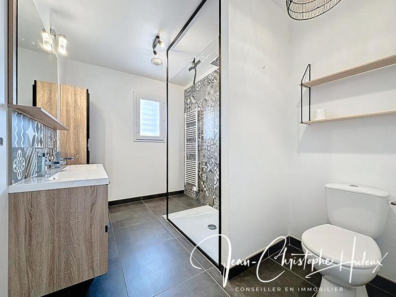 Villa - 115 m² - 6 pièces