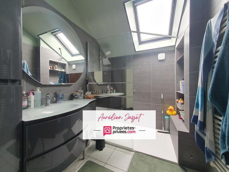 Maison - 135 m² - 5 pièces