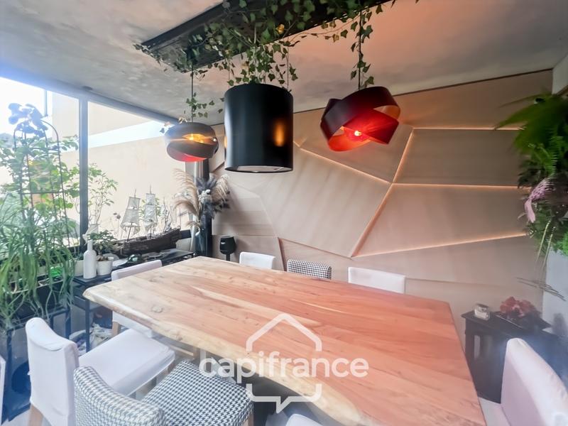 Appartement - 81 m² - 4 pièces