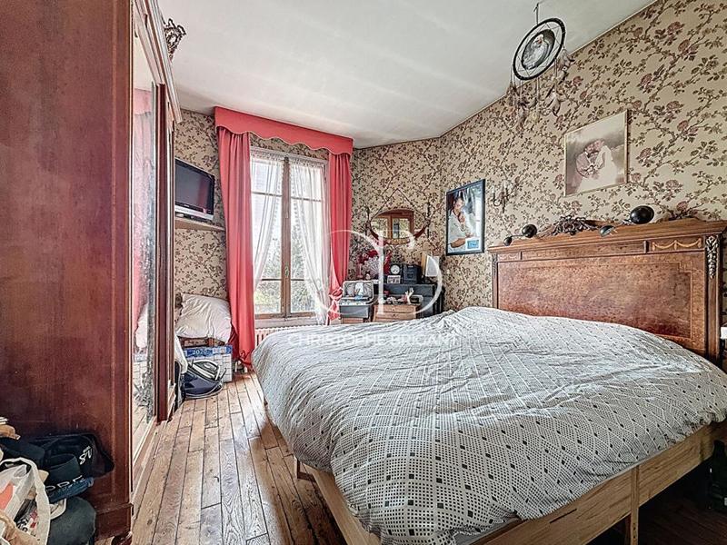 Maison - 95 m² - 5 pièces