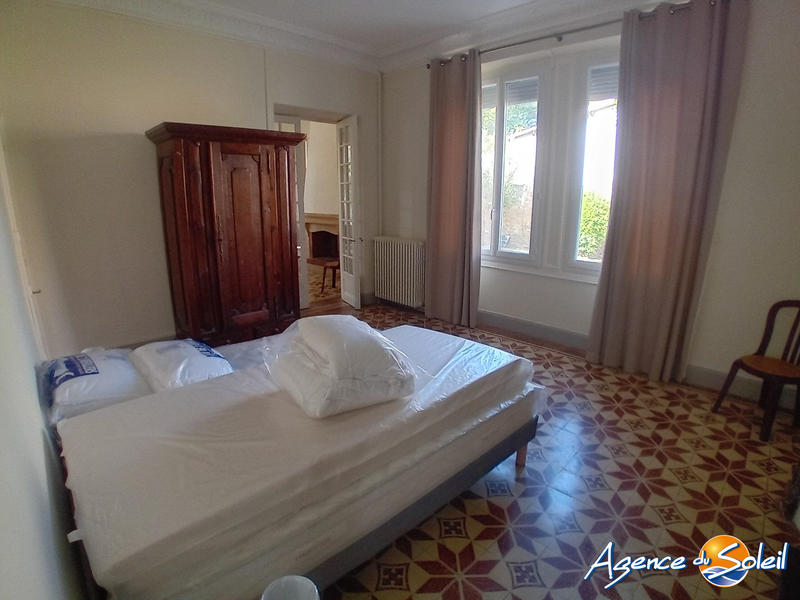 Maison - 185 m² - 7 pièces