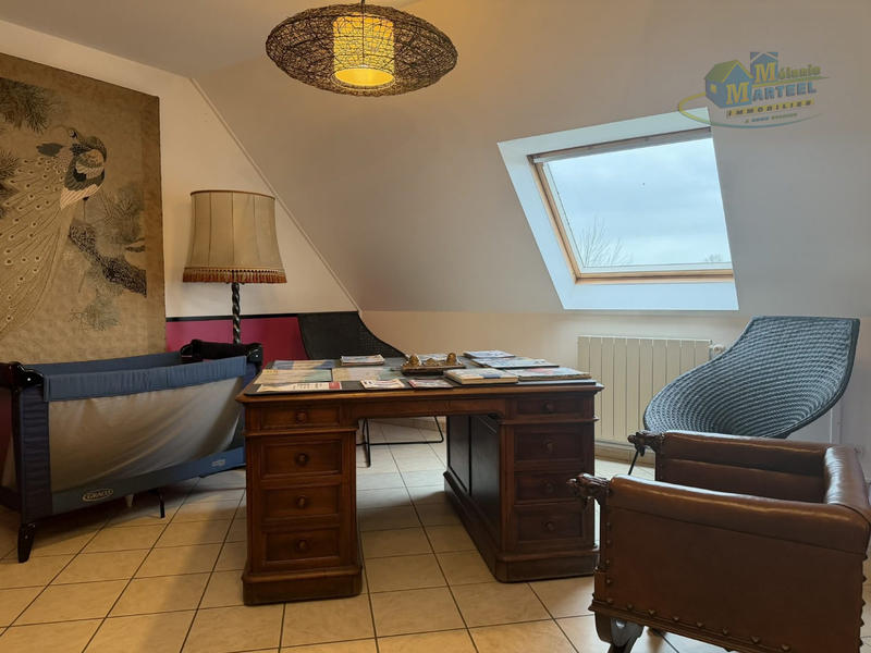 Maison - 220 m² - 10 pièces