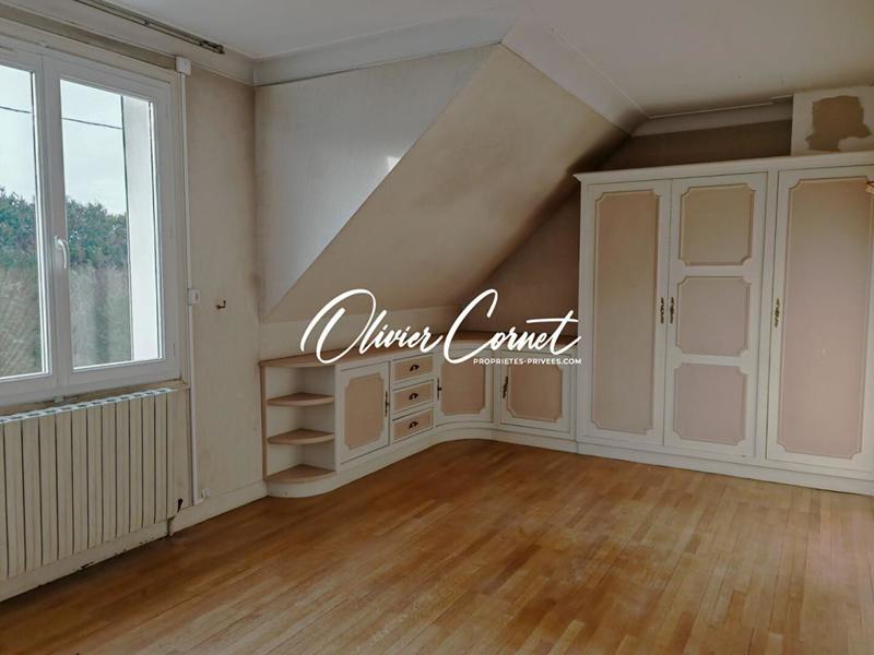 Maison - 230 m² - 7 pièces