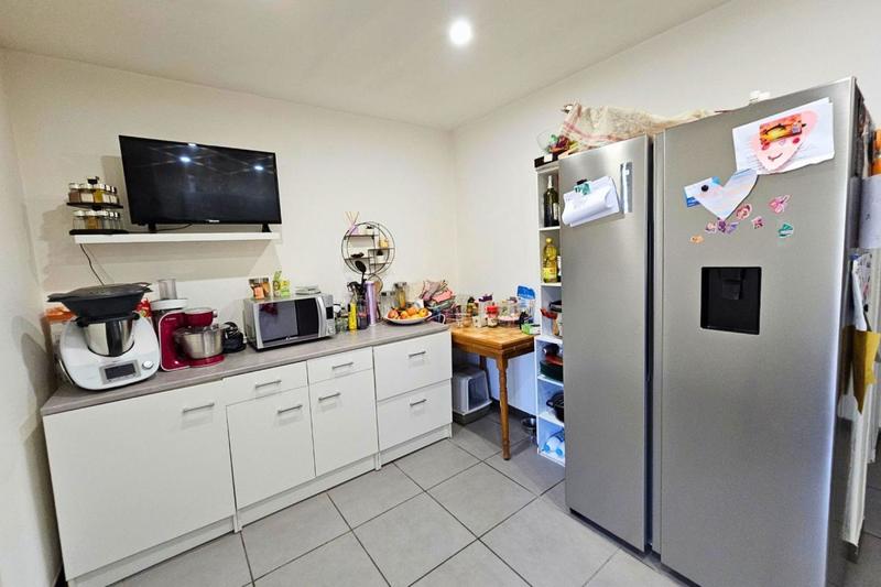 Appartement - 309 m² - 14 pièces