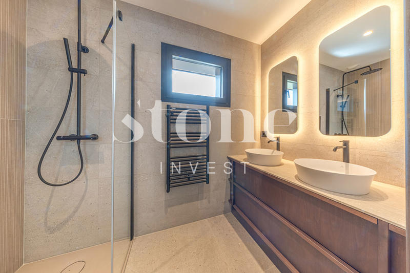 Maison - 136 m² - 5 pièces