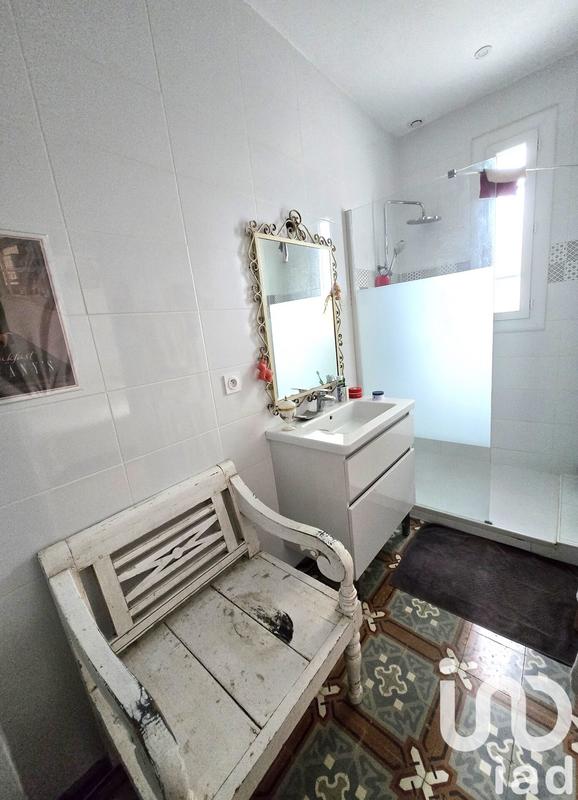 Maison - 300 m² - 12 pièces