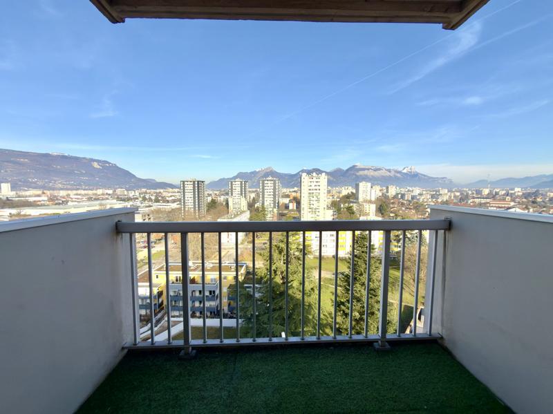 Appartement - 100 m² - 4 pièces