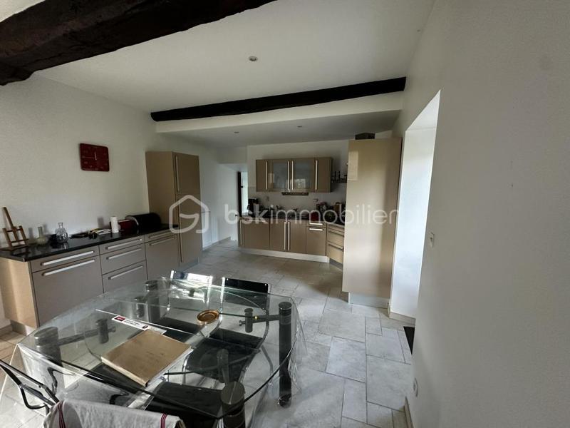 Corps de ferme - 180 m² - 7 pièces