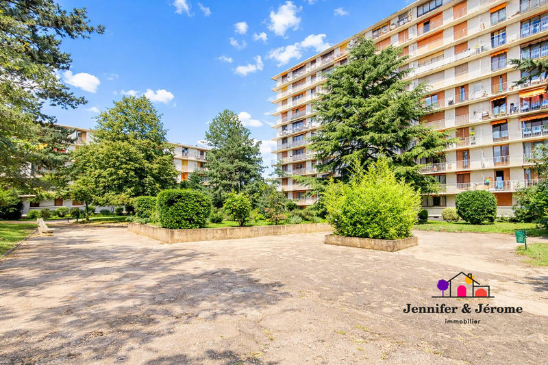 Appartement - 72 m² - 4 pièces