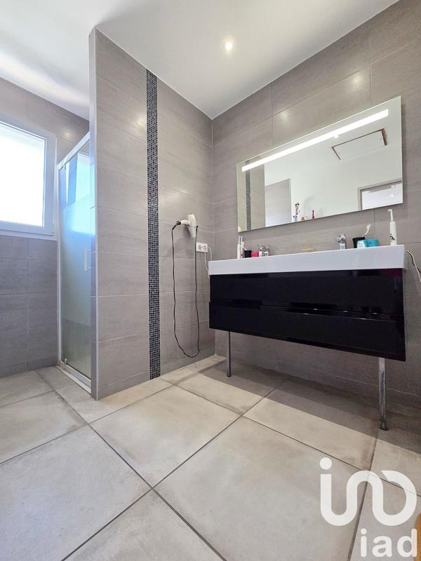 Maison - 112 m² - 4 pièces