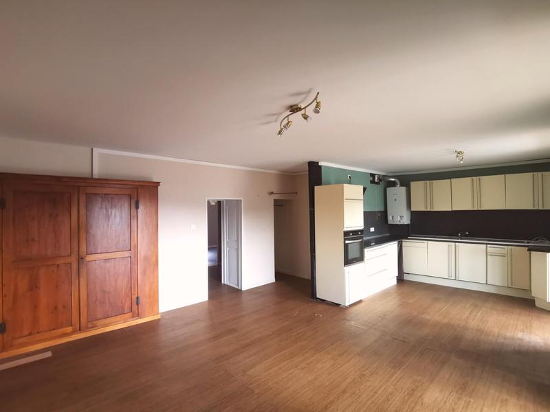 Appartement - 104 m² - 5 pièces