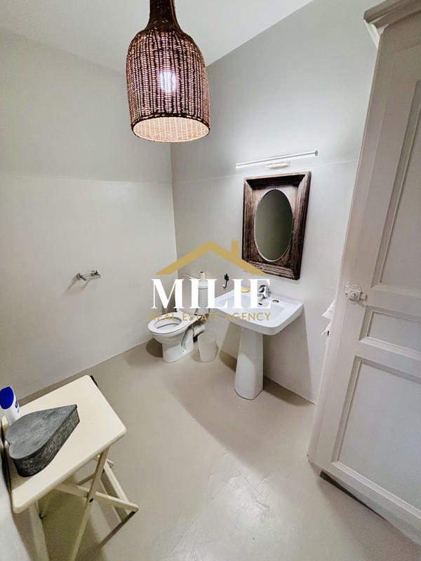 Maison ancienne - 196 m² - 5 pièces