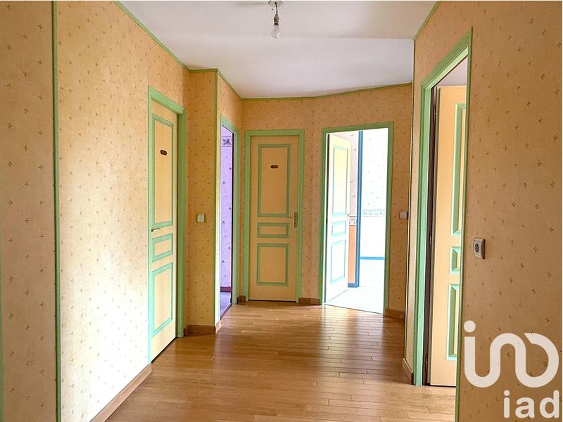 Maison - 185 m² - 8 pièces