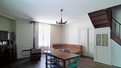 Maison - 147 m² - 7 pièces