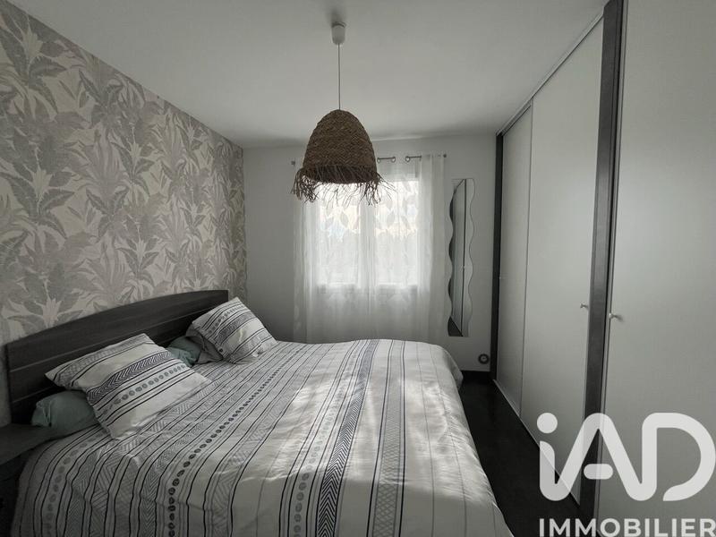 Maison - 240 m² - 11 pièces