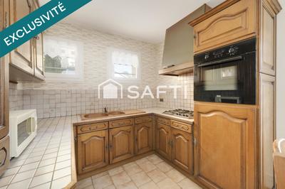 Maison - 90 m² - 5 pièces