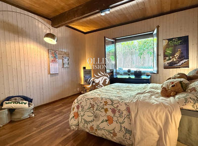 Maison - 200 m² - 8 pièces