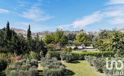 Maison - 300 m² - 8 pièces