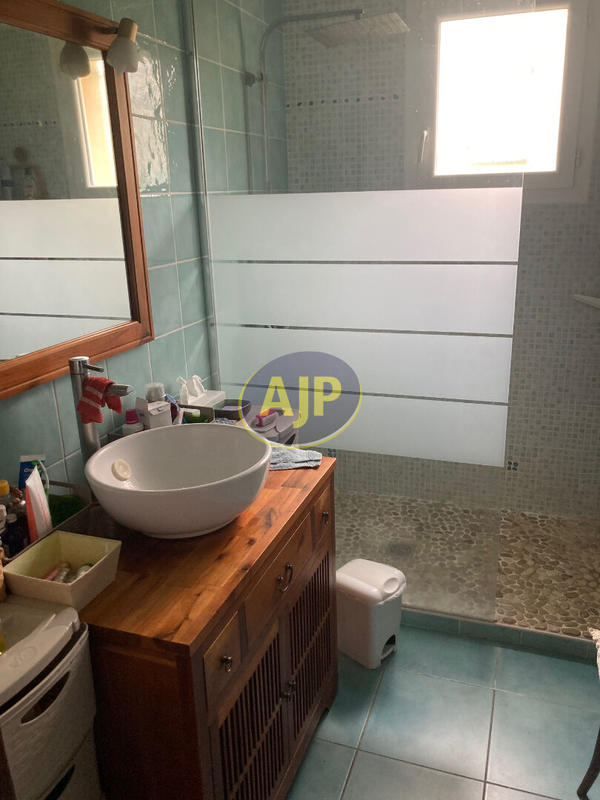 Maison - 103 m² - 5 pièces