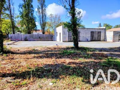 Appartement - 96 m² - 1 pièce