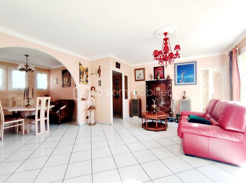 Maison traditionnelle - 106 m² - 4 pièces