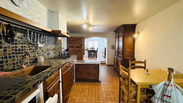 Maison - 180 m² - 9 pièces