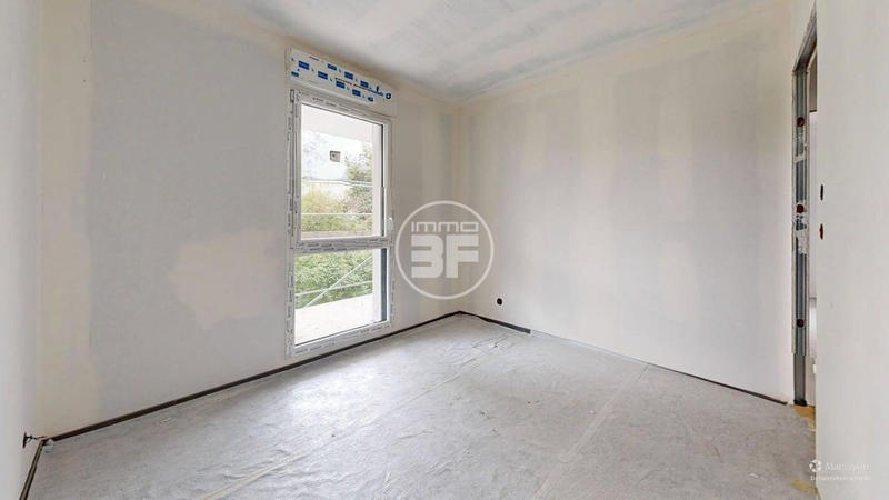Appartement - 86 m² - 4 pièces