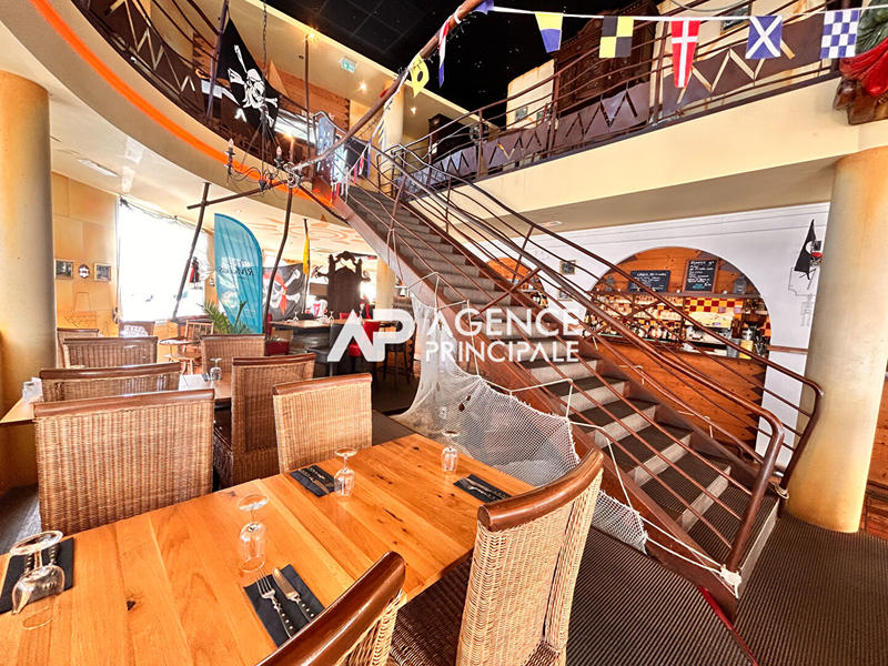 Fonds de commerce - 352 m²