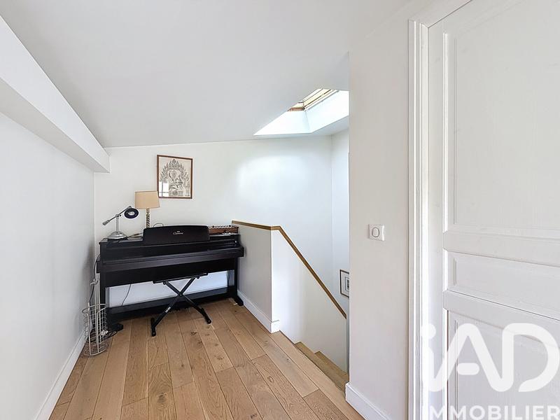 Maison - 262 m² - 8 pièces