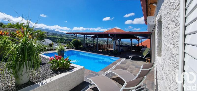 Maison - 242 m² - 6 pièces