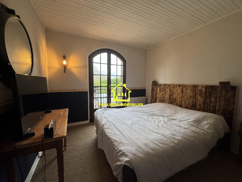 Maison traditionnelle - 112 m² - 5 pièces