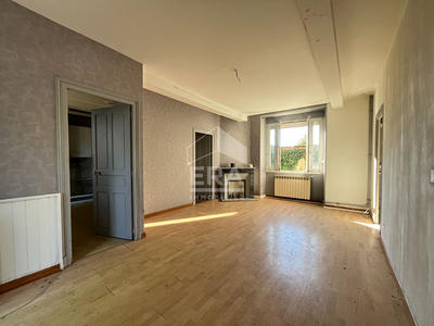 Maison - 120 m² - 4 pièces