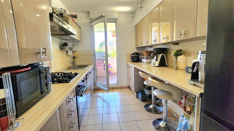 Appartement - 86 m² - 4 pièces