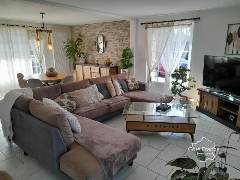 Propriété - 117 m² - 4 pièces