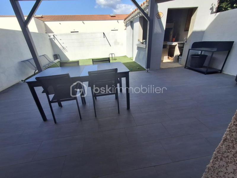 Maison - 90 m² - 4 pièces