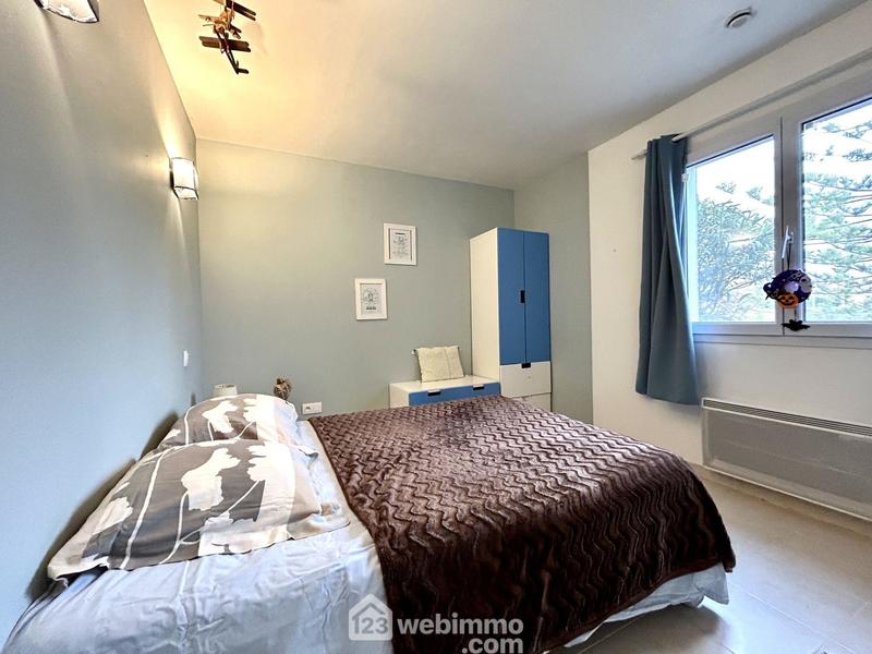 Maison - 206 m² - 6 pièces