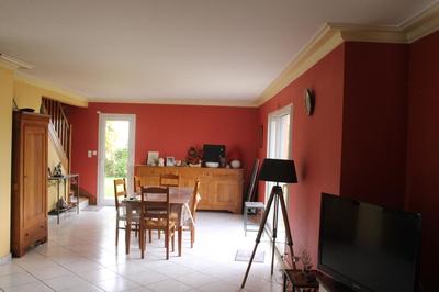 Maison - 127 m² - 6 pièces