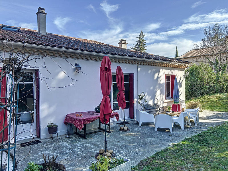 Maison - 196 m² - 5 pièces