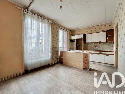 Maison - 110 m² - 6 pièces