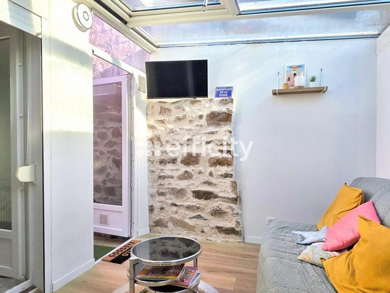 Maison - 24 m² - 2 pièces