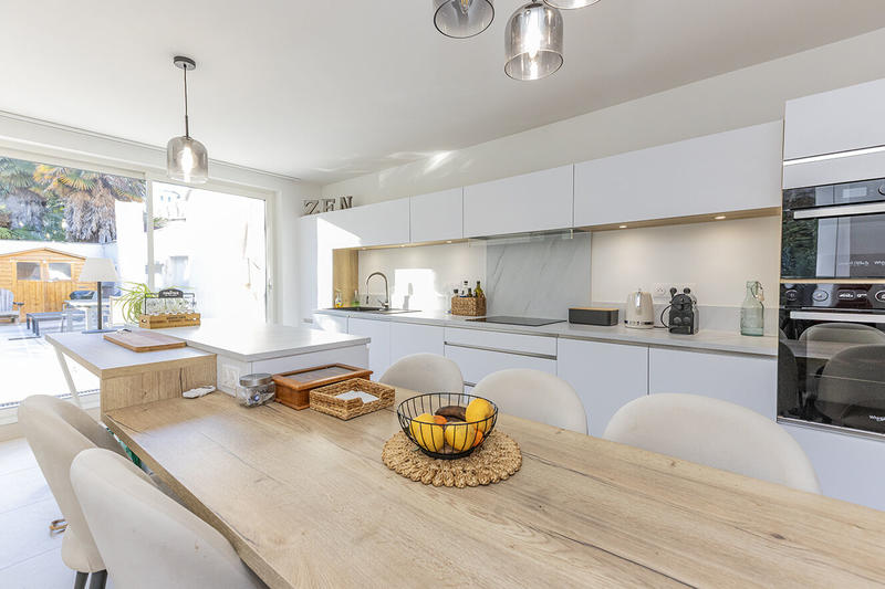 Maison - 130 m² - 5 pièces