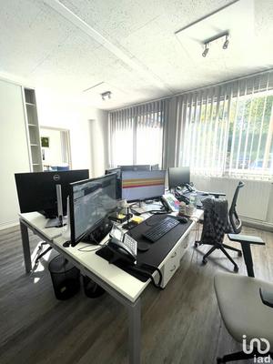 Bureau - 80 m² - 4 pièces