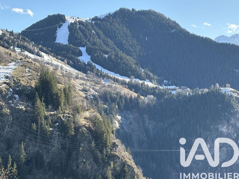 Appartement - 188 m² - 3 pièces