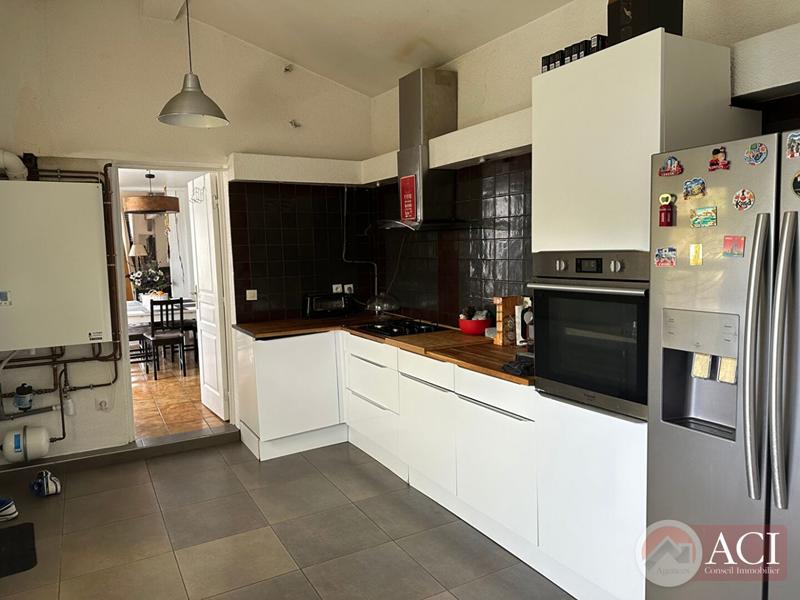 Maison - 127 m² - 7 pièces