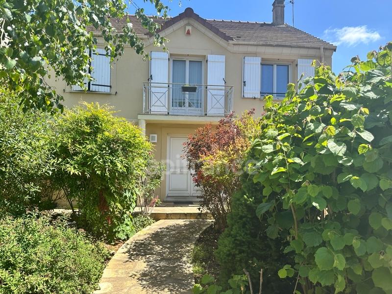 Maison - 122 m² - 6 pièces