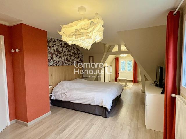 Maison - 170 m² - 7 pièces