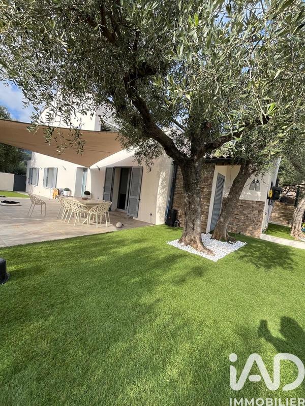 Appartement - 86 m² - 4 pièces