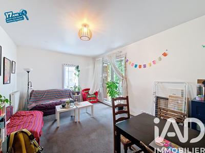 Appartement - 82 m² - 4 pièces